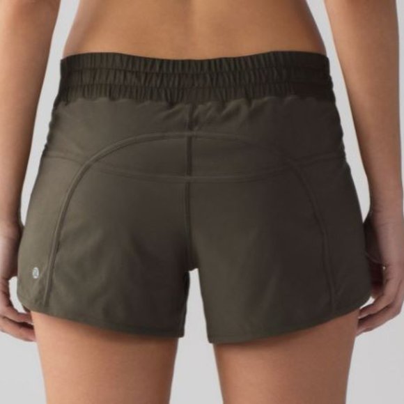 Lululemon Tracker Short IV (4-way Stretch 4" ) - Picture 5 of 7